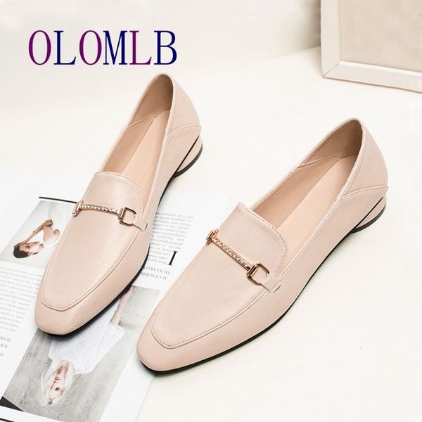 2020 spring black flat loafers women boat shoes metal decoration casual flat shoes women white loafers fashion a176
2020 spring black flat loafers women boat shoes metal decoration casual flat shoes women white loafers fashion a176