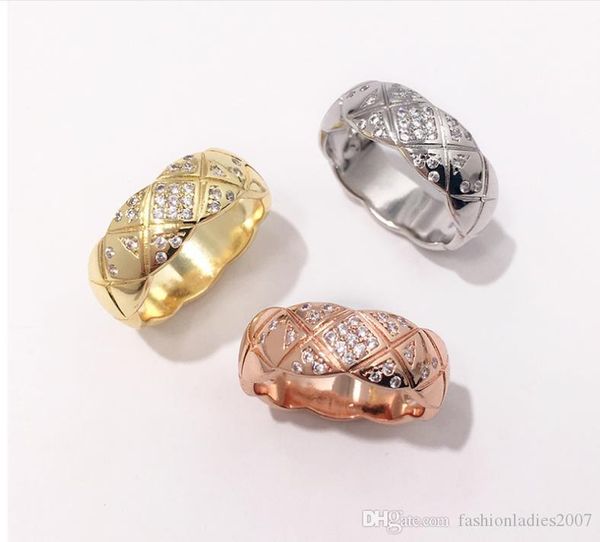 дизайнер золотые колец с логотипом для женщин роскошной зонной версии c brand copper 8mm ромба сетки нового rhinestone кольцо женщина мужчин, Silver
дизайнер золотые колец с логотипом для женщин роскошной зонной версии c brand copper 8mm ромба сетки нового rhinestone кольцо женщина мужчин, Silver