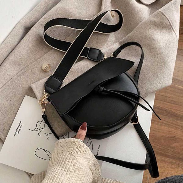 elegant female 2 straps saddle bag 2020 fashion new quality pu leather women's handbag travel shoulder messenger bag
elegant female 2 straps saddle bag 2020 fashion new quality pu leather women's handbag travel shoulder messenger bag