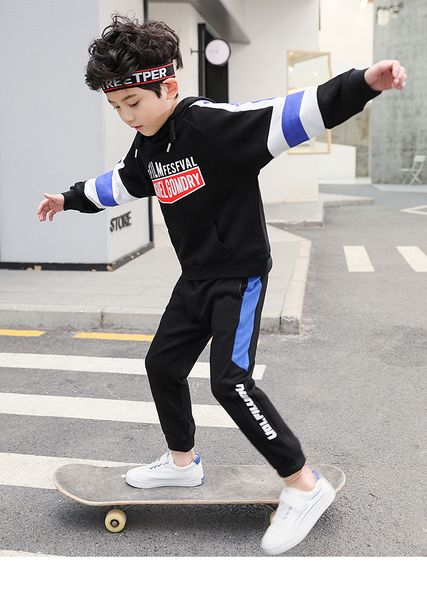 children's clothing autumn new boy jacket casual coat hooded sweater + sports pants two-piece, White
children's clothing autumn new boy jacket casual coat hooded sweater + sports pants two-piece, White