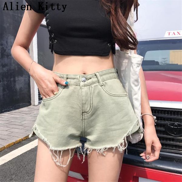 alien kitty fashion summer loose solid fresh pockets casual simple fringed women high waist plus size denim short, White;black
alien kitty fashion summer loose solid fresh pockets casual simple fringed women high waist plus size denim short, White;black