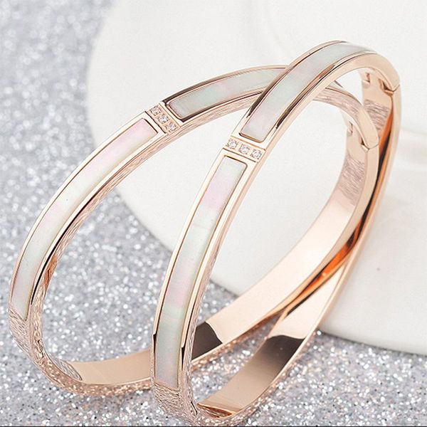 titanium steel 18k rose gold cz diamond white shell love bangle women gold natural shell set diamond bracelet
titanium steel 18k rose gold cz diamond white shell love bangle women gold natural shell set diamond bracelet