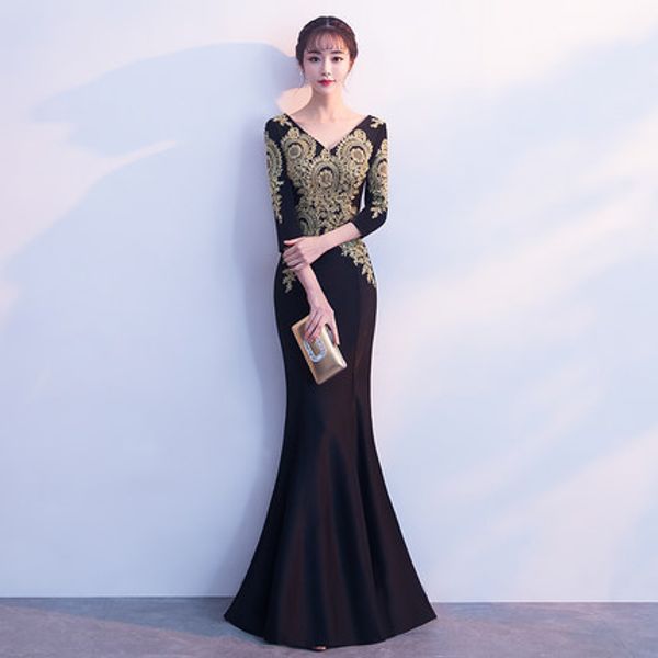 2019 new elegant bridal wedding dress v-neck cheongsam wedding party dress appliques prom dresses qipao vestidos de festa, Red
2019 new elegant bridal wedding dress v-neck cheongsam wedding party dress appliques prom dresses qipao vestidos de festa, Red