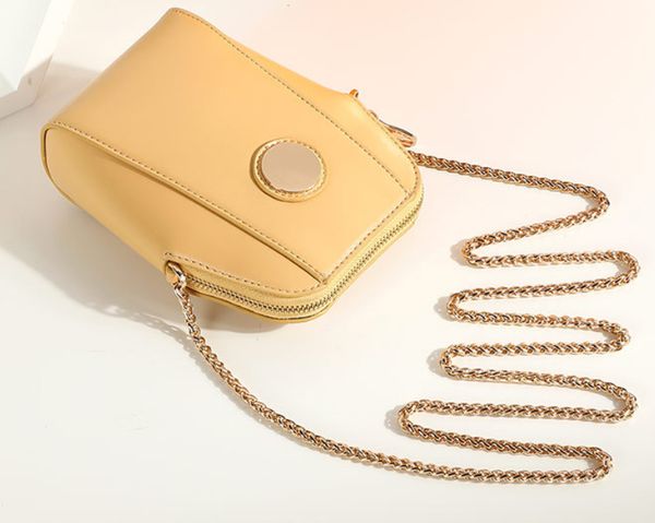 mini phone package bag 2020 new fashion ins messenger bag small chain of small fresh bag handbag
mini phone package bag 2020 new fashion ins messenger bag small chain of small fresh bag handbag