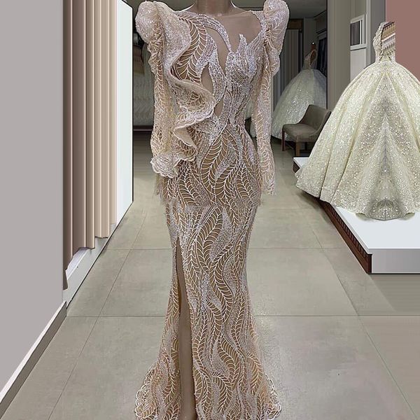 illusion long sleeves muslim evening dresses slit side dubai kaftan saudi arabic formal evening gown zipper back party dress, Black;red
illusion long sleeves muslim evening dresses slit side dubai kaftan saudi arabic formal evening gown zipper back party dress, Black;red