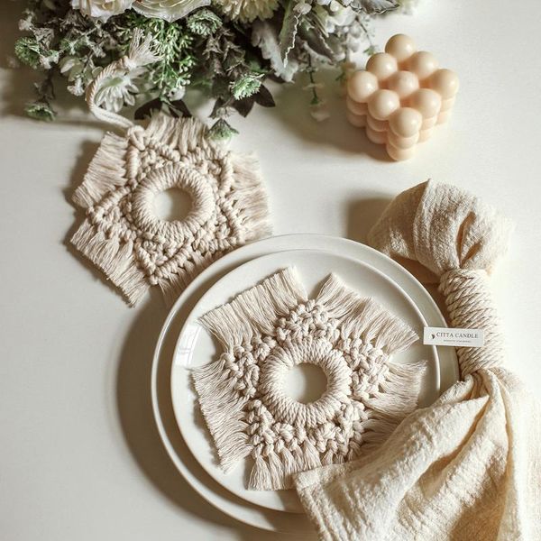 hand-woven bohemian tassel geometric coasters ornaments insulation pads for kitchen living room home decoration
hand-woven bohemian tassel geometric coasters ornaments insulation pads for kitchen living room home decoration