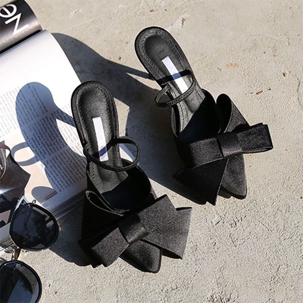 2019 summer new satin large bow pointed high heel female slippers fine-fitting baotou sandals and half slippers women t200411, Black
2019 summer new satin large bow pointed high heel female slippers fine-fitting baotou sandals and half slippers women t200411, Black