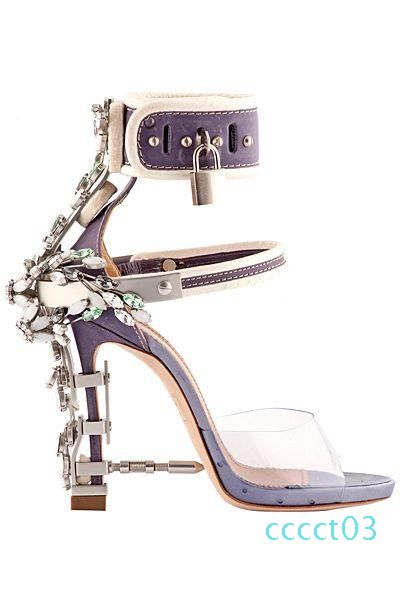 sandalia feminina luxury metal high heel crystal designer woman pvc gladiator sandals padlock bejeweled ankle strap rhinestone sandal. 3ct, Black
sandalia feminina luxury metal high heel crystal designer woman pvc gladiator sandals padlock bejeweled ankle strap rhinestone sandal. 3ct, Black