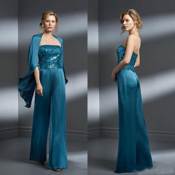 elegant there pieces elegant mother of the bride pant suits lace applique plus size mothers pants sequins gowns, Black;red
elegant there pieces elegant mother of the bride pant suits lace applique plus size mothers pants sequins gowns, Black;red