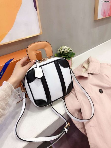 messenger vintage new female 2020 small bread fashionable bags inclined shoulder bag genuine leather handbag purses luxury handbag
messenger vintage new female 2020 small bread fashionable bags inclined shoulder bag genuine leather handbag purses luxury handbag