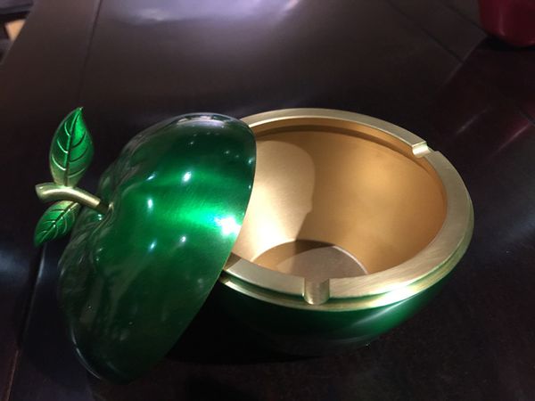 2020 explosion creative brass storage tank with lid apple shaped crafts outdoor indoor christmas gift exquisite car gift with box
2020 explosion creative brass storage tank with lid apple shaped crafts outdoor indoor christmas gift exquisite car gift with box