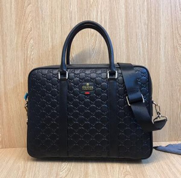 designer luxury handbags shoulder bags men's handbags designer luxury leather shoulder bag for men high-quality 8027 .size 39-29-6.5cm
designer luxury handbags shoulder bags men's handbags designer luxury leather shoulder bag for men high-quality 8027 .size 39-29-6.5cm