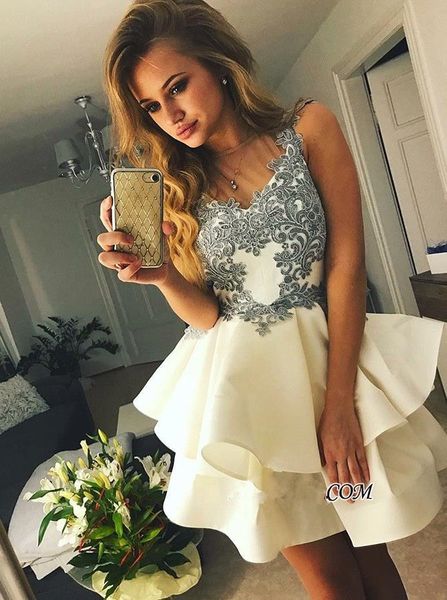 2019 sheer экипажа шеи атласная a-line homecoming платья тюль кружева аппликация слоистых короткие пром коктейльные платья vestidos de festa, Blue;pink
2019 sheer экипажа шеи атласная a-line homecoming платья тюль кружева аппликация слоистых короткие пром коктейльные платья vestidos de festa, Blue;pink