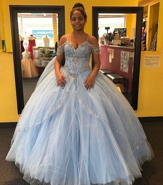 light sky blue ball gown quinceanera dresses lace appliques cap sleeves spaghetti beading crystal princess prom party dresses, Blue;red
light sky blue ball gown quinceanera dresses lace appliques cap sleeves spaghetti beading crystal princess prom party dresses, Blue;red