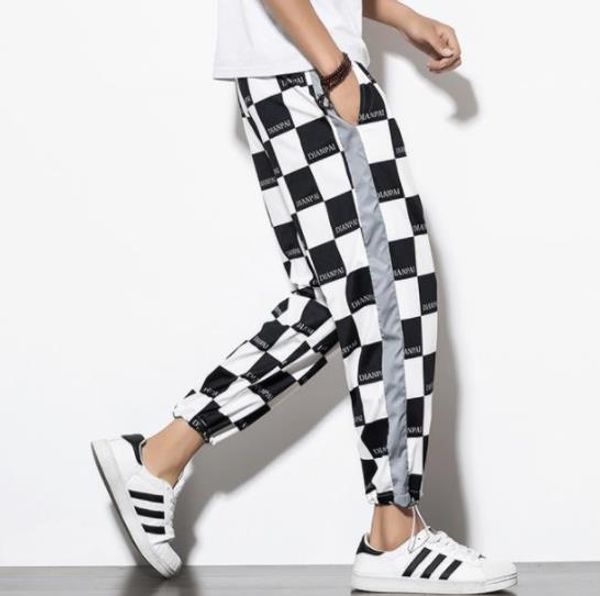 summer hip hop casual men's pants black and white plaid big size loose sports harem reflective joggers men pants streetwear
summer hip hop casual men's pants black and white plaid big size loose sports harem reflective joggers men pants streetwear