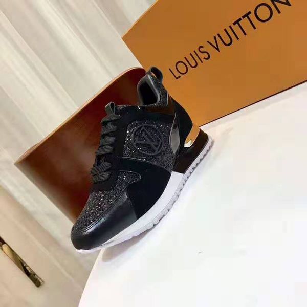 2019 French luxury brand designer black casual sports shoes couple models men and women high quality striped sports training shoes 35-46
2019 French luxury brand designer black casual sports shoes couple models men and women high quality striped sports training shoes 35-46
