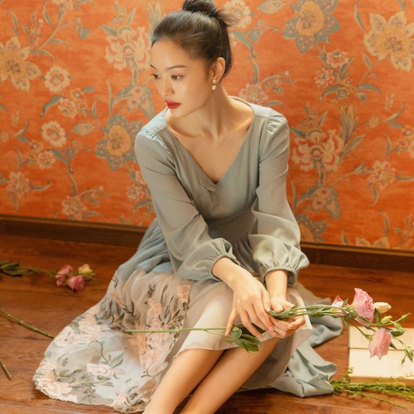 2019 vintage women long dress patchwork feng shui embroidery dresses blue 1519, Black;gray
2019 vintage women long dress patchwork feng shui embroidery dresses blue 1519, Black;gray