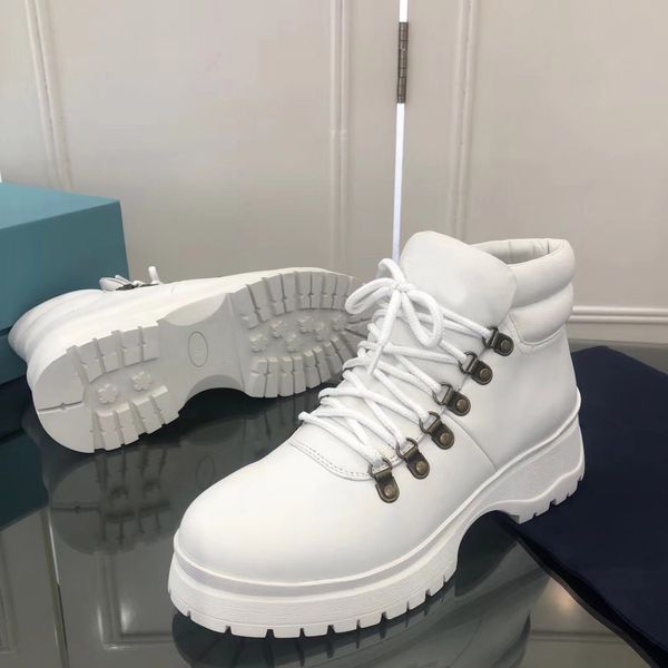 2019 leather boots new english wind high band muffin with thick bottom and white leisure shoes, Black
2019 leather boots new english wind high band muffin with thick bottom and white leisure shoes, Black