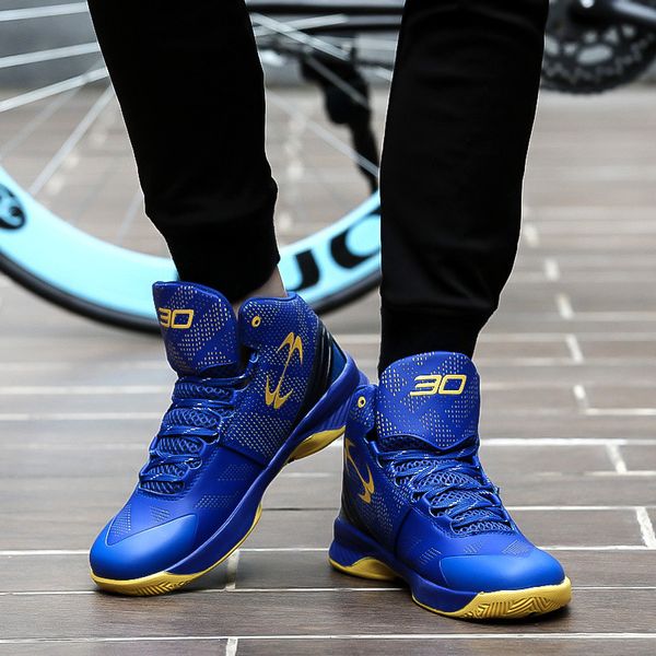 couple basketball shoes men's breathable sneakers youth students high-sneakers men and women shoes
couple basketball shoes men's breathable sneakers youth students high-sneakers men and women shoes