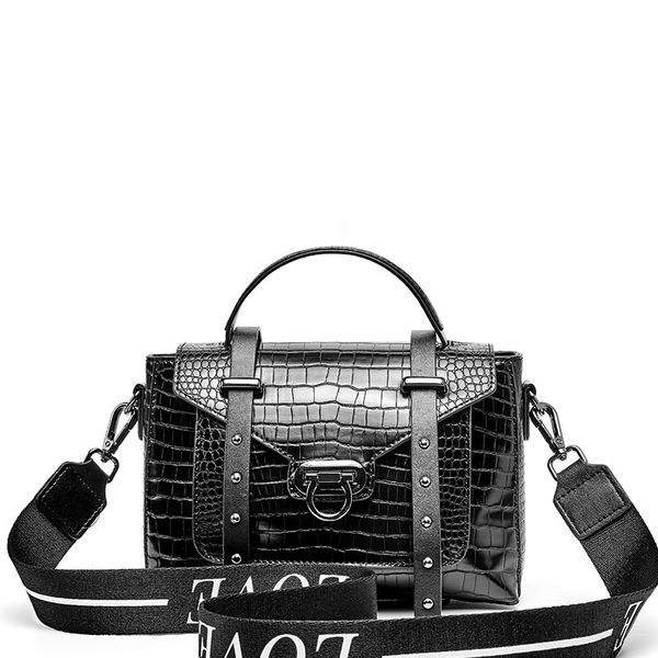 handbag new europe and america retro crocodile pattern lock messenger bag ladies shell fashion leather shoulder crossbody bag
handbag new europe and america retro crocodile pattern lock messenger bag ladies shell fashion leather shoulder crossbody bag