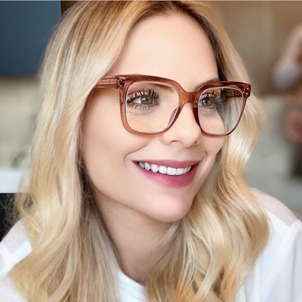 mizho 2020 filtering protect eyesight anti blue light glasses women look at phone blocking glare computer glasses frame, White;black
mizho 2020 filtering protect eyesight anti blue light glasses women look at phone blocking glare computer glasses frame, White;black
