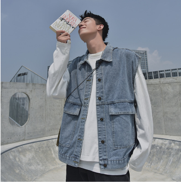 autumn new fashion mens denim vest washed solid color casual big pocket sleeveless loose hip hop street denim jacket, Black;brown
autumn new fashion mens denim vest washed solid color casual big pocket sleeveless loose hip hop street denim jacket, Black;brown