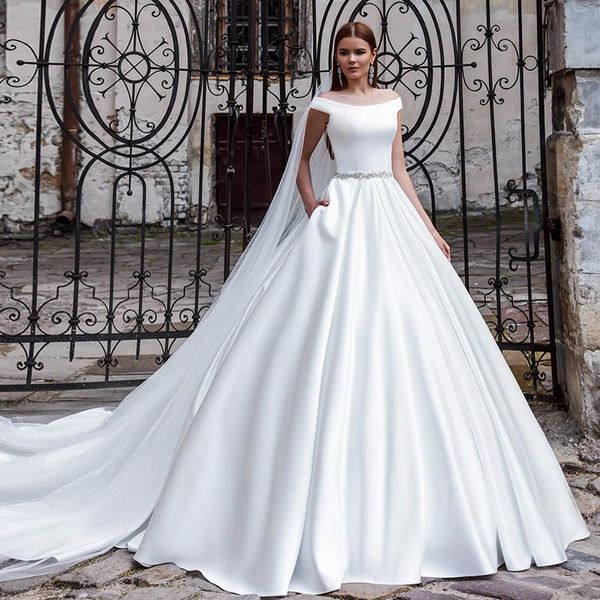 simple white satin a-line wedding dresses off the shoulder rhinestone belt draped wedding gown with pocket court train chapel bridal dress
simple white satin a-line wedding dresses off the shoulder rhinestone belt draped wedding gown with pocket court train chapel bridal dress