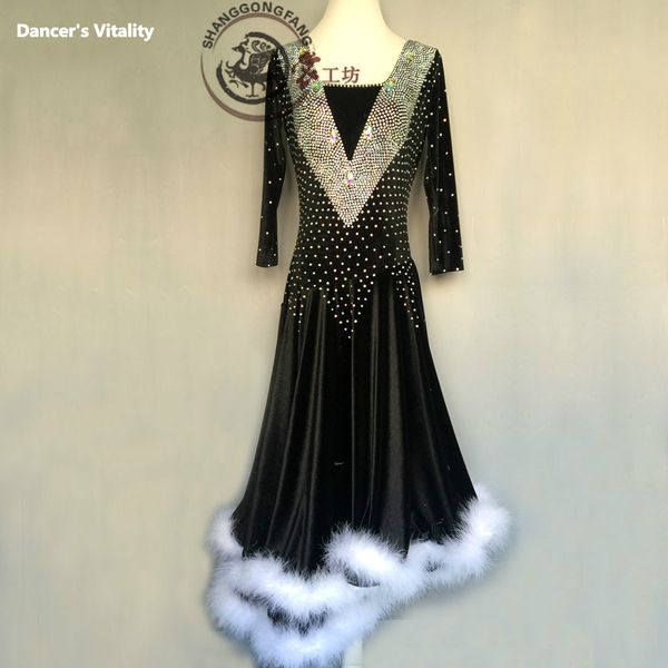 latin dance dress 2017 feather women latin dress elim son competition clothing dance costume bm240 new v long skirt 120-180cm, Black;red
latin dance dress 2017 feather women latin dress elim son competition clothing dance costume bm240 new v long skirt 120-180cm, Black;red
