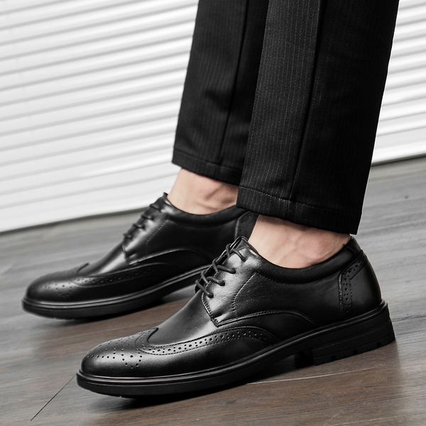 men dress shoes business formal shoes black wedding men's party lace up wedding genuine leather men oxfords
men dress shoes business formal shoes black wedding men's party lace up wedding genuine leather men oxfords