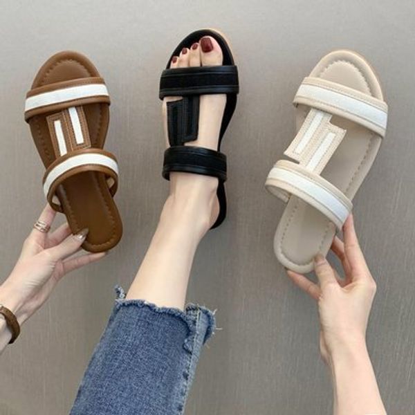 2020 summer new net red color matching flat slippers women wear wild beach vacation beach slippers, Black
2020 summer new net red color matching flat slippers women wear wild beach vacation beach slippers, Black