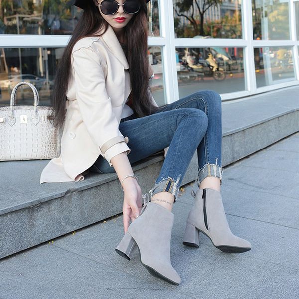 ankle boots women 2019 fashion square heel pointed toe women boots pu leather ladies shoes woman zipper winter, Black
ankle boots women 2019 fashion square heel pointed toe women boots pu leather ladies shoes woman zipper winter, Black