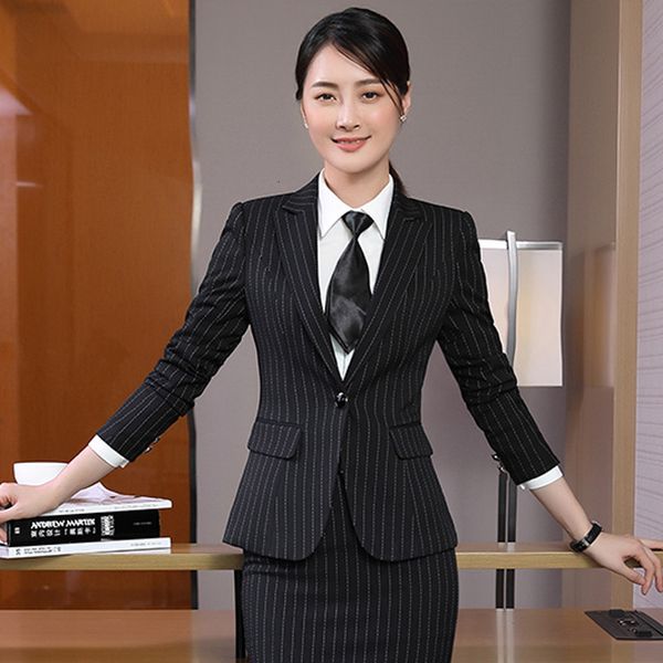 women leggings women trousers suit fashion woman autumn new pattern leisure time temperament stripe occupation correct dress four set, Black;white
women leggings women trousers suit fashion woman autumn new pattern leisure time temperament stripe occupation correct dress four set, Black;white