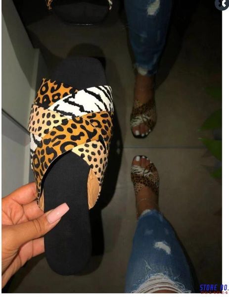 2020 slipper summer women sandals leopard print slip-on shallow basic flat shoes ladies outdoor holiday slipper, Black
2020 slipper summer women sandals leopard print slip-on shallow basic flat shoes ladies outdoor holiday slipper, Black