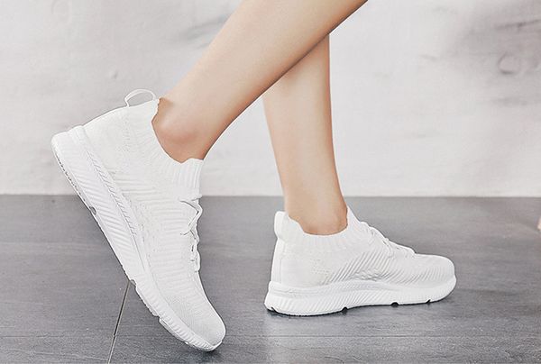 2020 breathable for men socks sneakers outdoor sport shoes super light training shoes men sneakers basket
