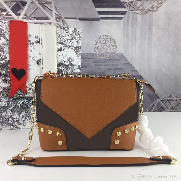 new fashion luxury designer woman handbag cross bags shoulder genuine leather tote bag cowhide canvas small square package
new fashion luxury designer woman handbag cross bags shoulder genuine leather tote bag cowhide canvas small square package