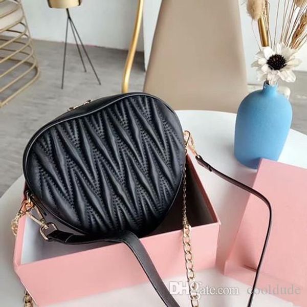 new deisigner shoulder bag for women chest pack lady tote chains handbags presbyopic purse messenger bag designer handbags
new deisigner shoulder bag for women chest pack lady tote chains handbags presbyopic purse messenger bag designer handbags