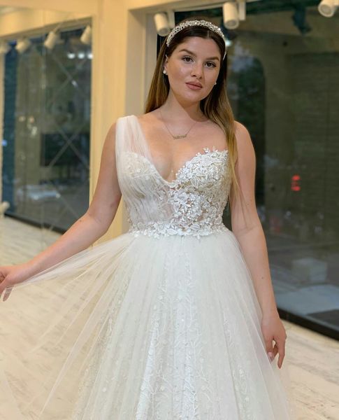 one shoulder wedding dresses sequins bridal ball gowns puffy lace appliques wedding gowns petites plus size custom made, White
one shoulder wedding dresses sequins bridal ball gowns puffy lace appliques wedding gowns petites plus size custom made, White