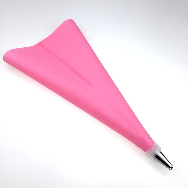 14 pcs/set silicone icing piping cream pastry bag + 12 pc stainless steel nozzle pastry tips converter diy cake decorating tools
14 pcs/set silicone icing piping cream pastry bag + 12 pc stainless steel nozzle pastry tips converter diy cake decorating tools