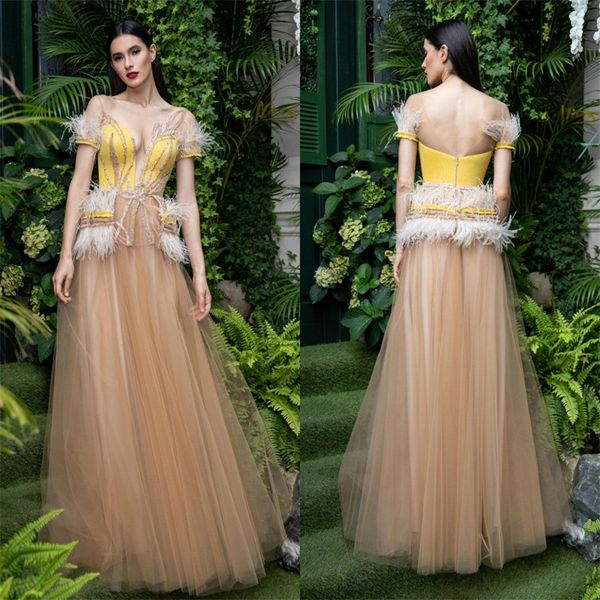 pageant gowns jewel-neck short sleeve appliqued lace feather sequins party dress ruched tulle sweep train custom made evening gown, Black;red
pageant gowns jewel-neck short sleeve appliqued lace feather sequins party dress ruched tulle sweep train custom made evening gown, Black;red