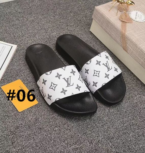 Palazzo Medusa Pool Slides With Embossed Medusa Head Rubberised Slip-On Rubber Pvc Sandals Slippers Fashion Slippers 53LV
Palazzo Medusa Pool Slides With Embossed Medusa Head Rubberised Slip-On Rubber Pvc Sandals Slippers Fashion Slippers 53LV