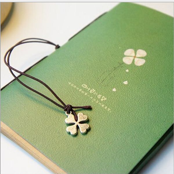 wholesales office supplies stationery in love with four-leaf clover rope notebook, Purple;pink
wholesales office supplies stationery in love with four-leaf clover rope notebook, Purple;pink
