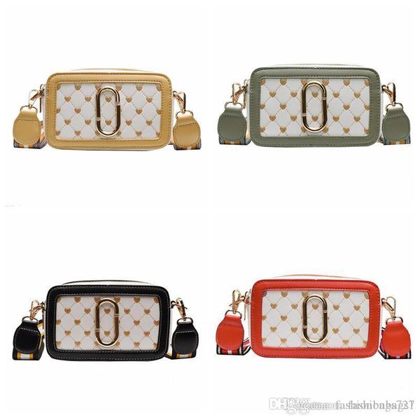 2019 мужской простой и удобный рюкзак, подходящий для ежедневных школьных сумок, классических модных почтовых сумок. одна сумка через плечо
2019 мужской простой и удобный рюкзак, подходящий для ежедневных школьных сумок, классических модных почтовых сумок. одна сумка через плечо