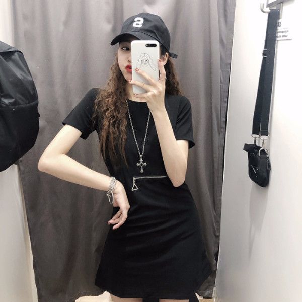 dew waist zipper machine carefully the a-line dress is han edition new show thin black skirt retro short skirts in summer 
dew waist zipper machine carefully the a-line dress is han edition new show thin black skirt retro short skirts in summer