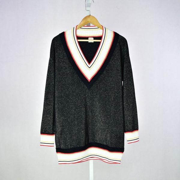 18 women's wear contrast color v collar super large loose long money knitting shirt 81196, Black;white
18 women's wear contrast color v collar super large loose long money knitting shirt 81196, Black;white