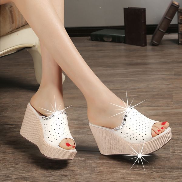 rhinestone slippers large size 40-43 female summer fashion 2019 genuine leather women slippers platform sandals women small 31, Black
rhinestone slippers large size 40-43 female summer fashion 2019 genuine leather women slippers platform sandals women small 31, Black