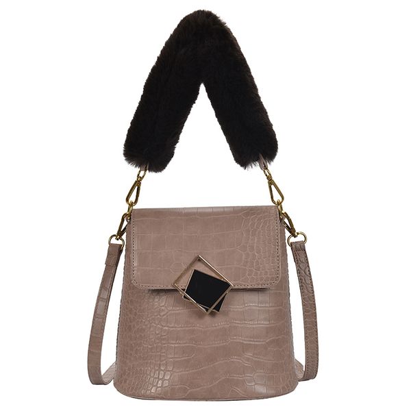 hg stone pattern female handbag new korean version of the bucket style fashion shoulder messenger bag
hg stone pattern female handbag new korean version of the bucket style fashion shoulder messenger bag