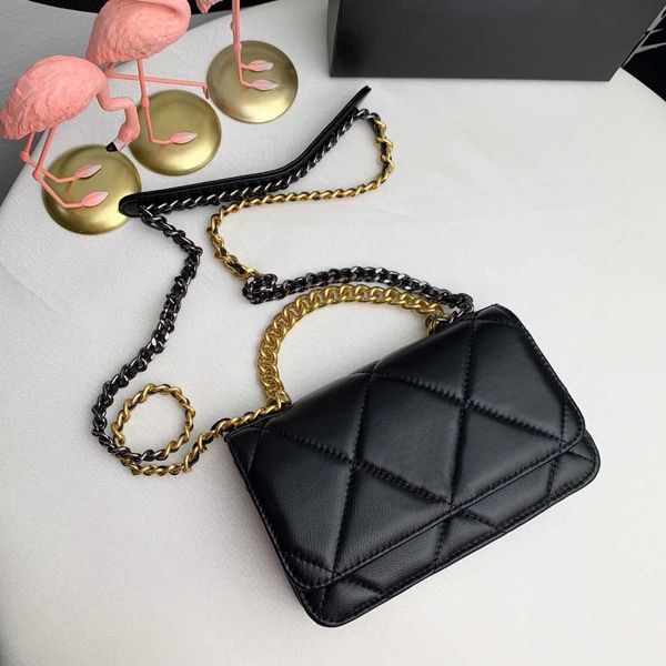 p0160 fashionable ladies crossbody bag, designed to carry one-shoulder crossbody multifunctional women's shoulder bag size: 20*14*4.5cm
p0160 fashionable ladies crossbody bag, designed to carry one-shoulder crossbody multifunctional women's shoulder bag size: 20*14*4.5cm