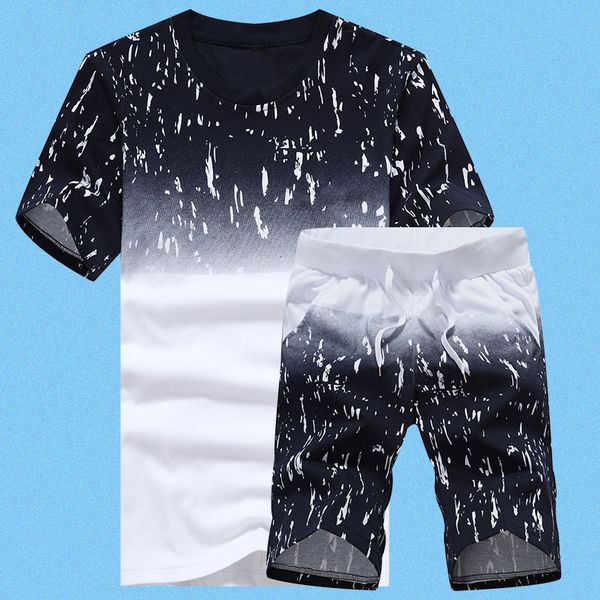 summer new men's fashion boutique fashion printing casual round neck short-sleeved t-shirts + shorts male movement suit sets, Gray
summer new men's fashion boutique fashion printing casual round neck short-sleeved t-shirts + shorts male movement suit sets, Gray