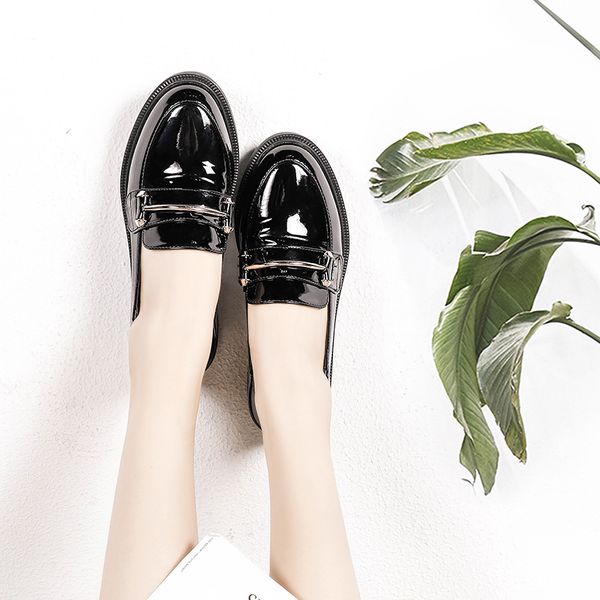 2020 shoes women patent leather thick bottom flat platform shoes women spring autumn causal flats oxfords zapatos, Black
2020 shoes women patent leather thick bottom flat platform shoes women spring autumn causal flats oxfords zapatos, Black
