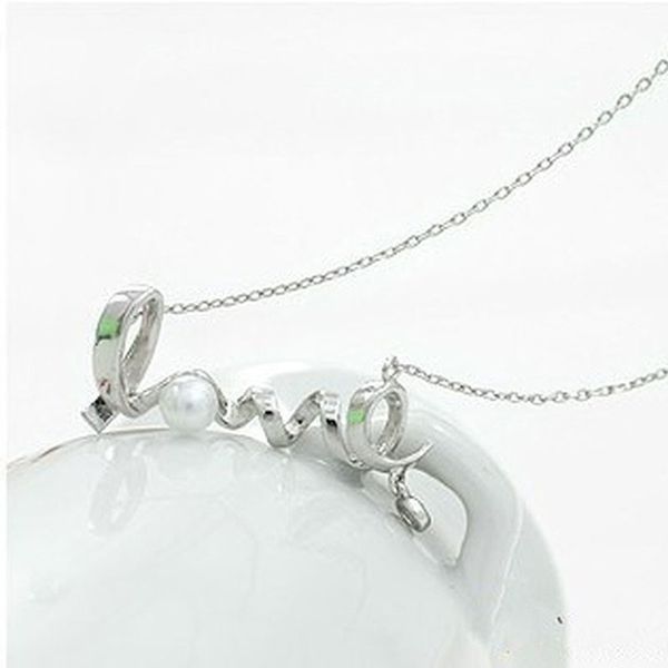 creative lovers necklace female necklaces letter love pendant ladies jewellery silver color alloy jewelry collier
creative lovers necklace female necklaces letter love pendant ladies jewellery silver color alloy jewelry collier